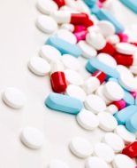 Antibiotici in farmaci da banco, studio Uk: sospetto di resistenze crociate